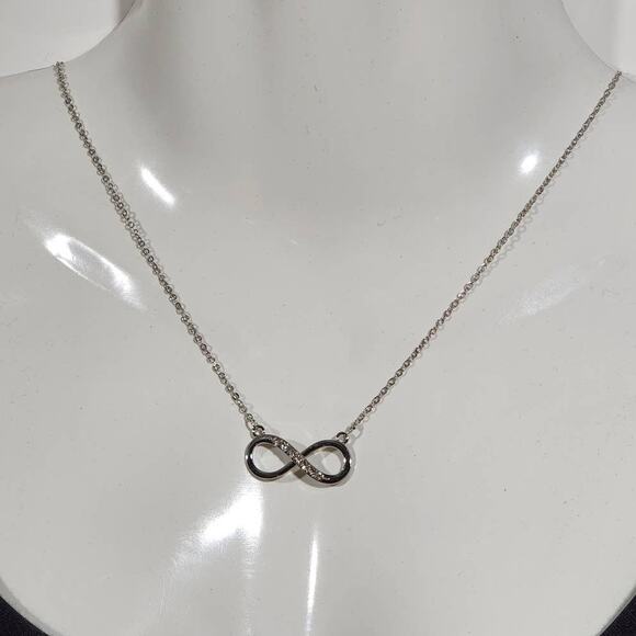 Beautiful Silver Infinity Necklace Made with Brilliant Swarovski‎ Crystals - Picture 9 of 12